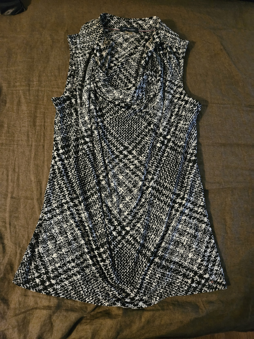 Tommy Hilfiger Black & White Sleeveless Cowl Neck Top